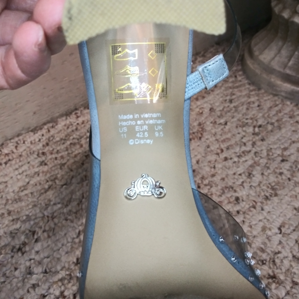Disney x Aldo Strike Twelve Cinderella Glass Slipper Rhinestone/Pearl Heels - Picture 10 of 11